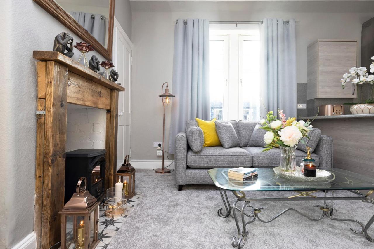 Stylish George Street Apartment Peebles Eksteriør bilde
