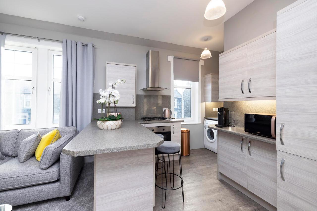 Stylish George Street Apartment Peebles Eksteriør bilde