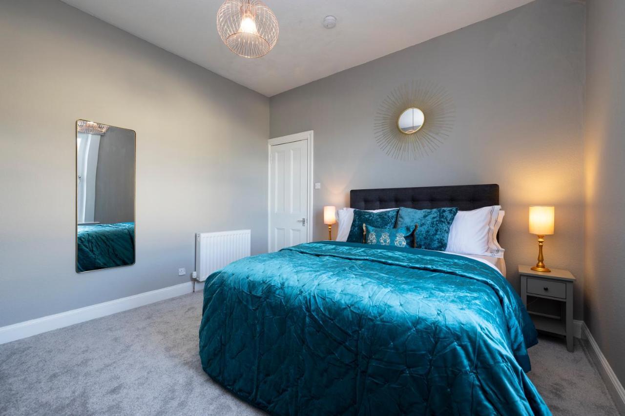 Stylish George Street Apartment Peebles Eksteriør bilde